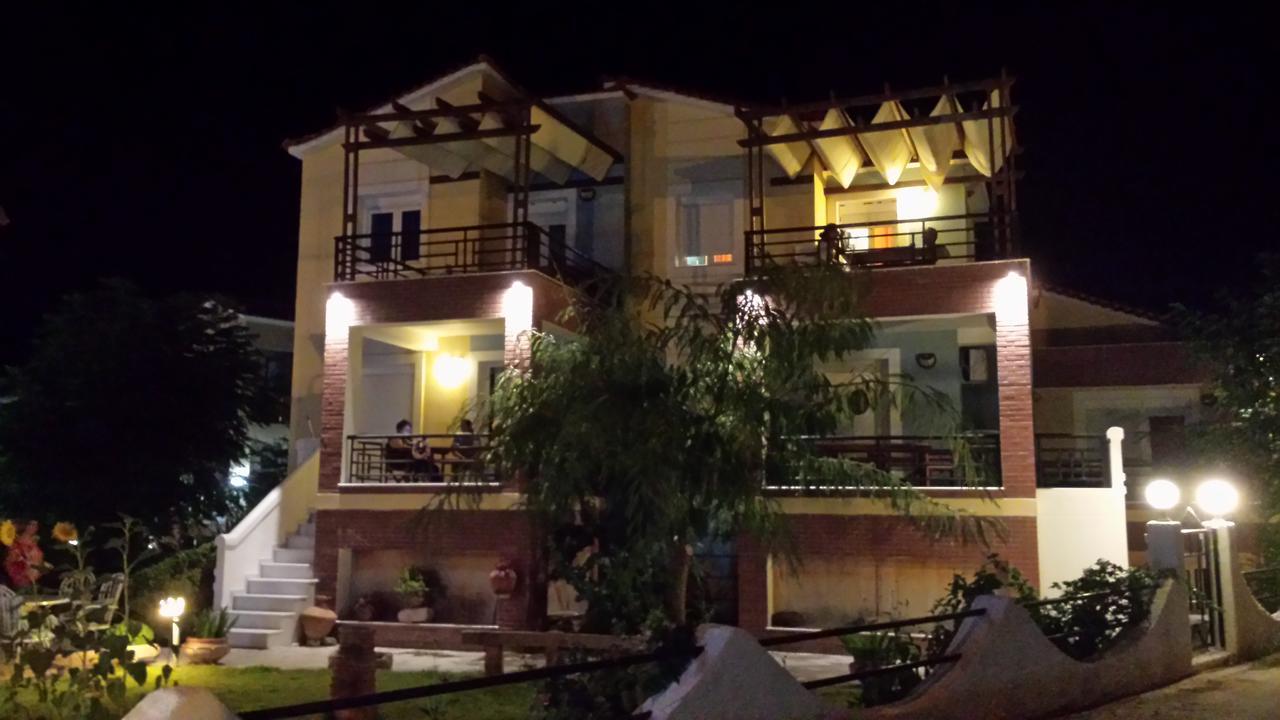 Edem Aparthotel Vatera Exterior photo